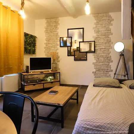 Melina - Jacuzzi - Maison Avec Cour Climatisee Proche Cite Medieval * Καρκασόν