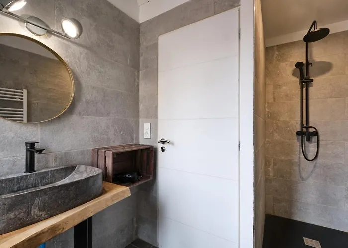 Melina - Jacuzzi - Maison Avec Cour Climatisee Proche Cite Medieval 度假居