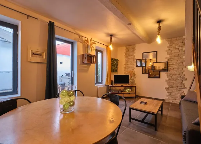 Melina - Jacuzzi - Maison Avec Cour Climatisee Proche Cite Medieval * Carcassonne