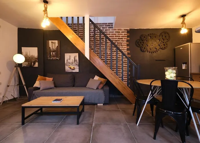 Melina - Jacuzzi - Maison Avec Cour Climatisee Proche Cite Medieval * 卡尔卡松