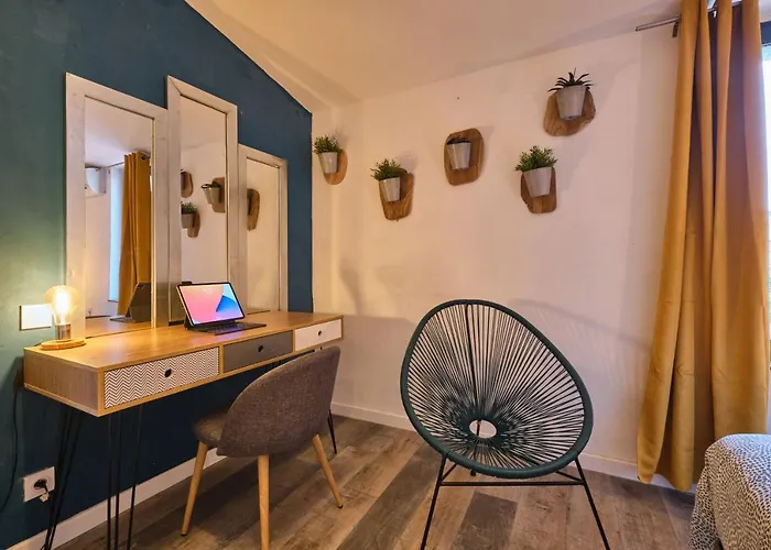 Melina - Jacuzzi - Maison Avec Cour Climatisee Proche Cite Medieval Carcassonne